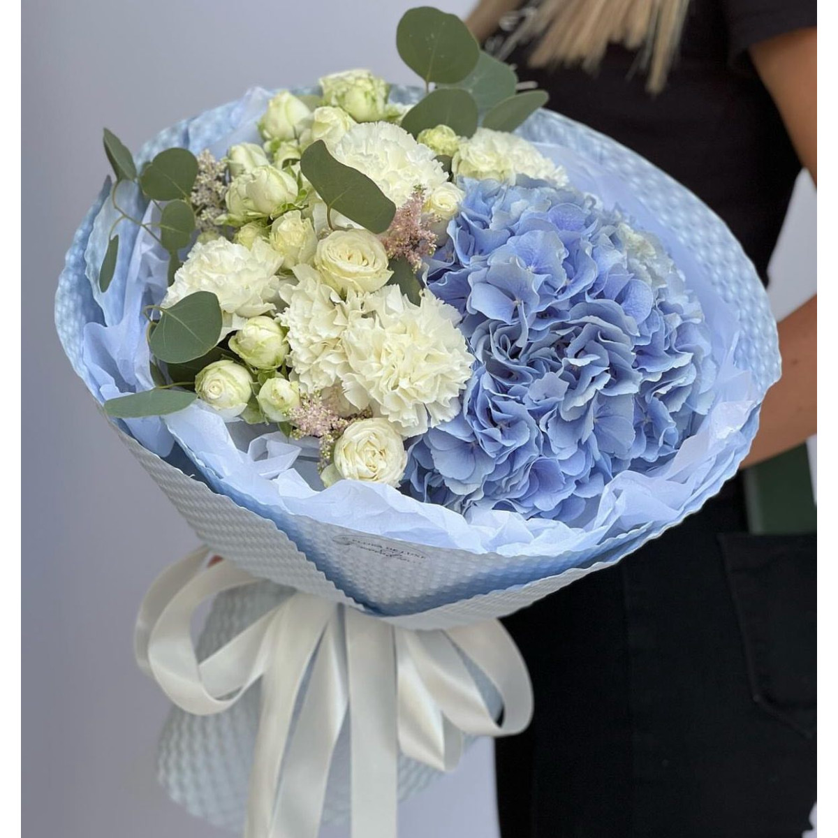 Strauß mit Hortensie: Sanfter Abend - Lieferung in Bila Tserkva