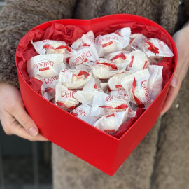 Подарунковий набір «Raffaello Box»